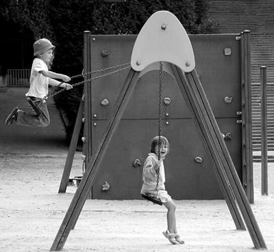 swing_tilted_small_pbase.jpg