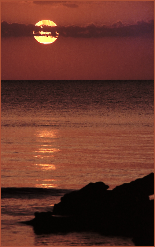 Sunset on the rocks