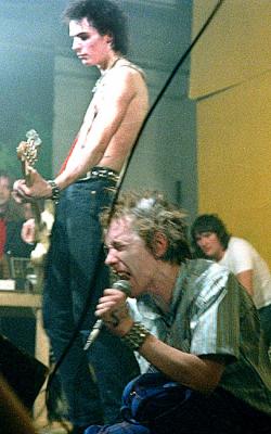 Sex Pistols; Johnny Rotten & Sid Vicious