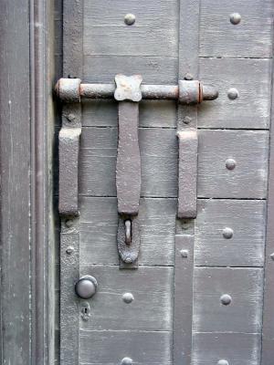 Lock Em Up