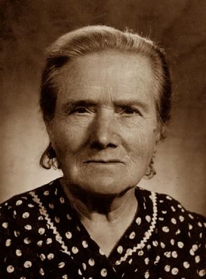 Anna Jacobs,mother of Justin