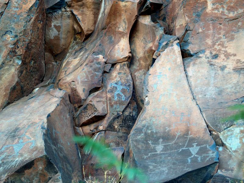 Petroglyphs, Olowalu