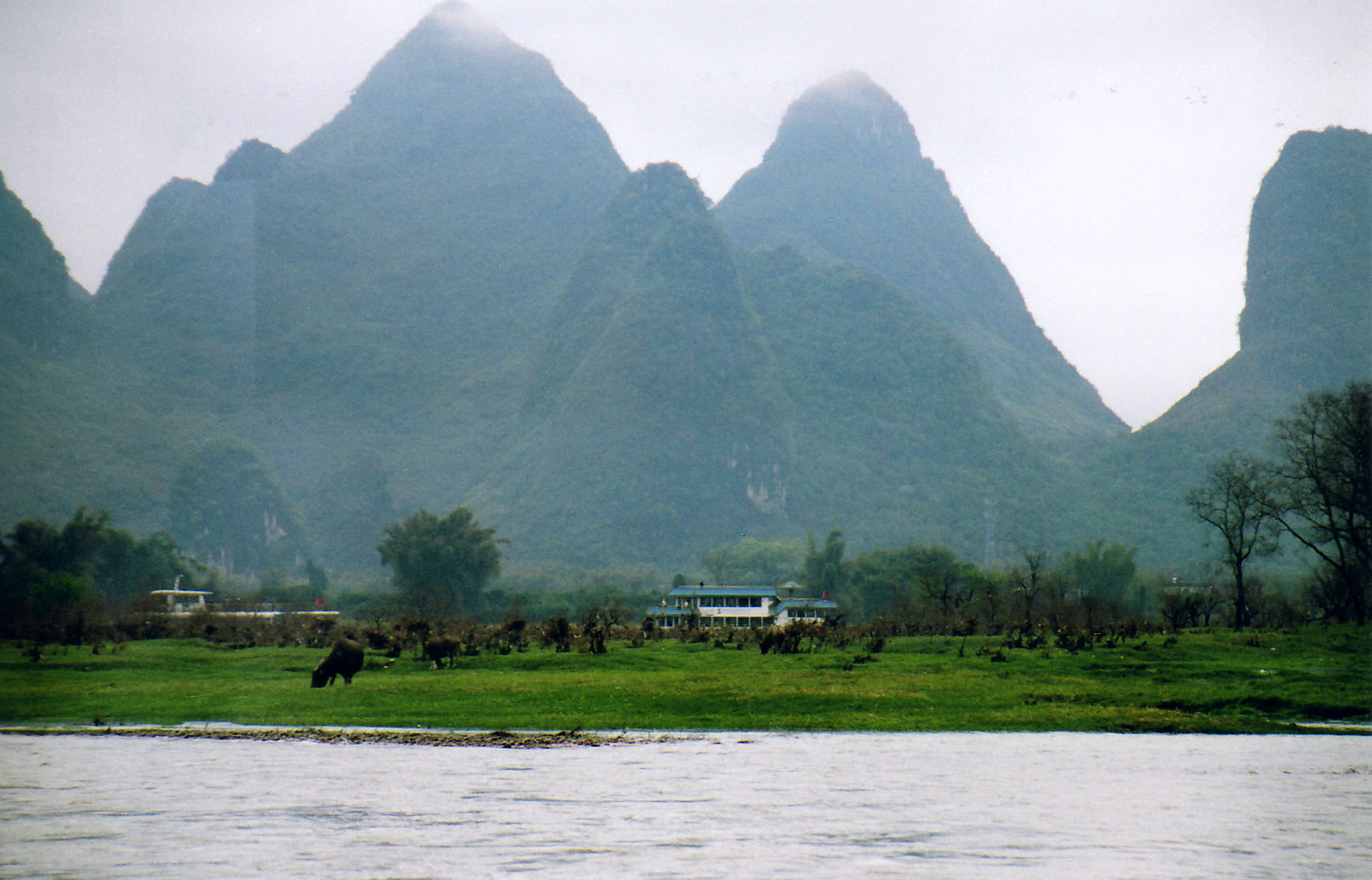 32_ZiJiang_river.jpg