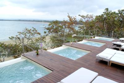 Dona Rosa Suite - Rooftop Hot Tub Area