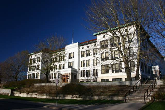 Fosdick-Masten Vocational High School