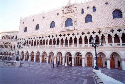 venetian1.jpg