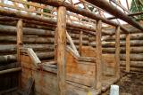 Old barnDSCF0142.jpg