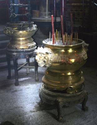 Illuminating the incense