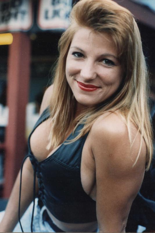 bikeweek-90s 215.JPG