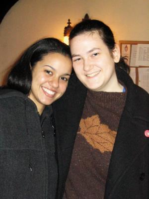 u12/malewis/medium/38249729.RochelleandErin2sm.jpg