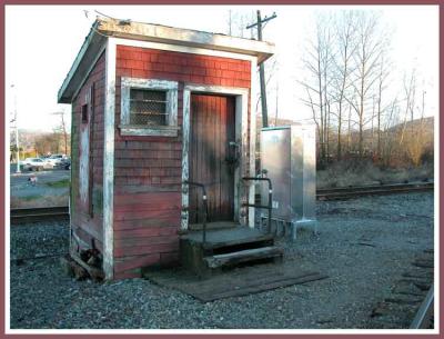 Shack that has the semaphore machinery.