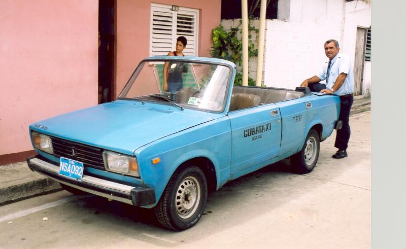112Lada Cabriolette.jpg