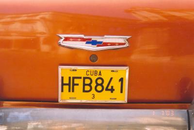 000Cuban number plate.jpg