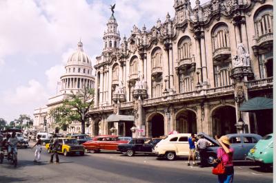 002Capitolio and Gran Teatro de La Habana.jpg