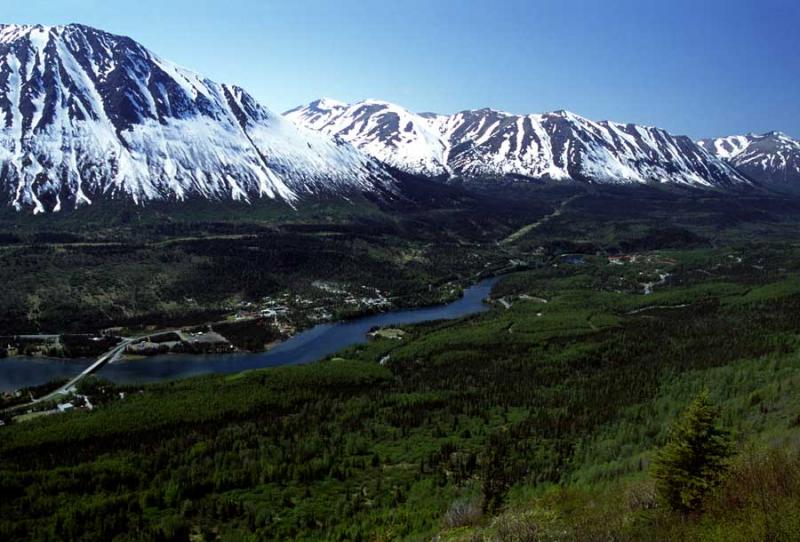wide-angle-mountains.jpg