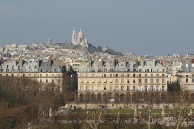 Sacre-Coeur in the distance