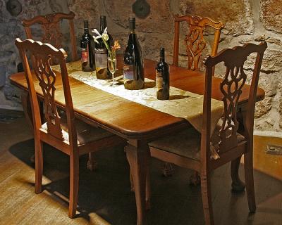 Wine Cellar Table