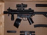 Airsoft H&K MP5 K with accessories