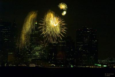 New Years Eve 2005 Fireworks 10.jpg