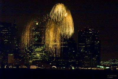 New Years Eve 2005 Fireworks 11.jpg