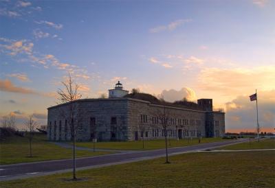 Fort Taber  Lighthouse