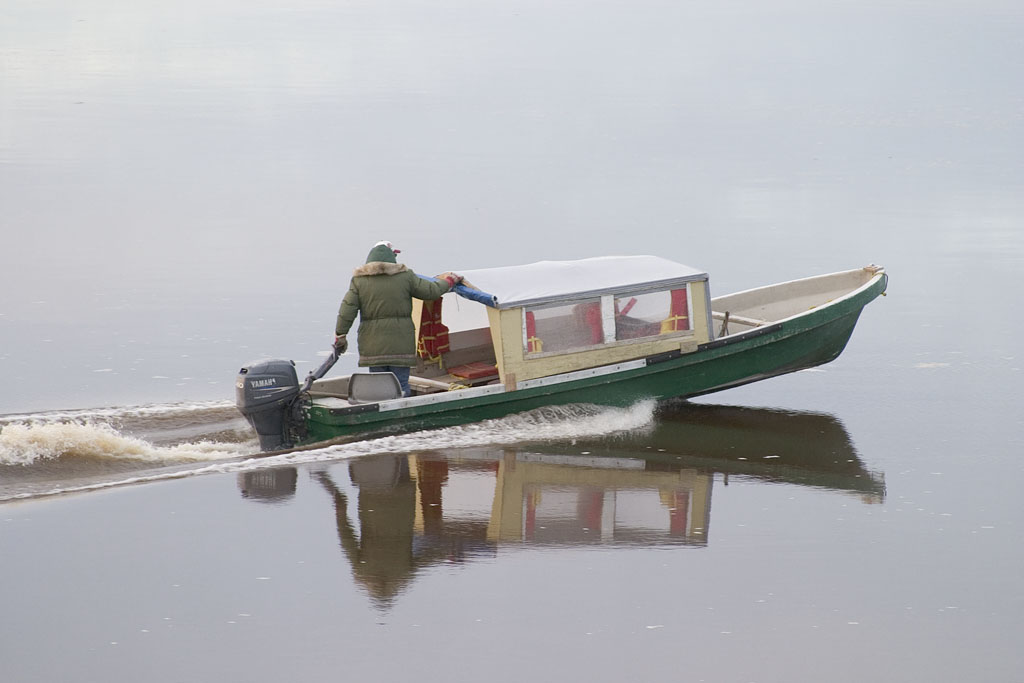 Taxi boat in early morning