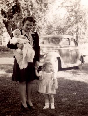 Evelyn with Vicki and Annette