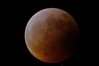 moon%20eclipse%202003.jpg