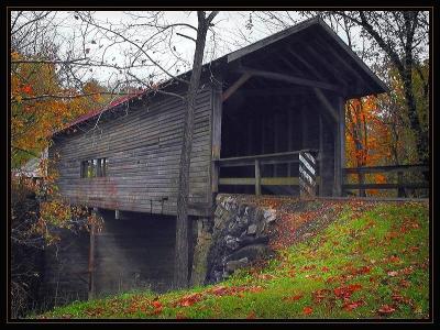 Harrisburg Covered Bridge 040009.jpg