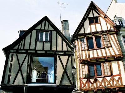 VANNES. LA PLACE DES LICES.