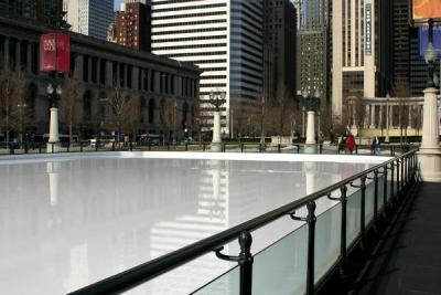 u12/sportnet23/medium/38154609.chicagoiceskating.jpg