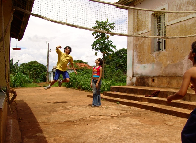 Catching the ball...   By JocaJunq