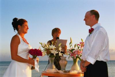 Sylvia & Murray, May 22nd, 2004, Zama BeachPhoto by Cecilia Dumas