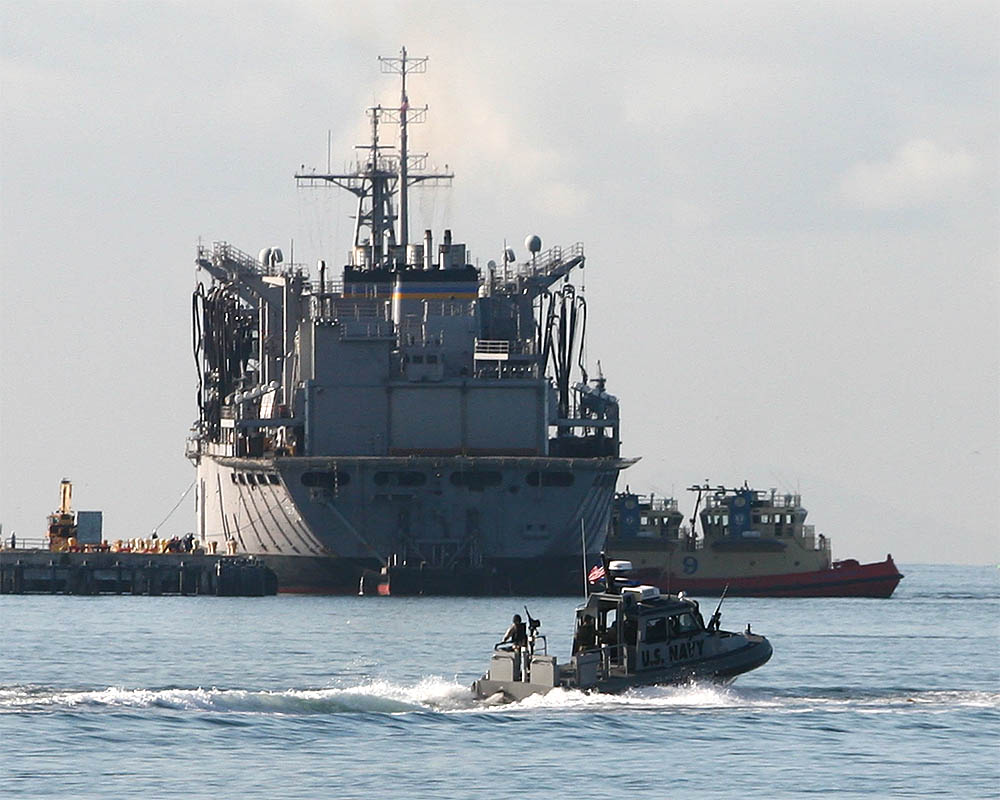 Boat_2.jpg