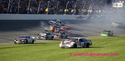 Daytona500-2002_RacingCrash2.jpg