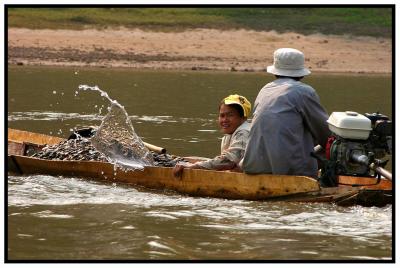 More bailing water on the Mekong
