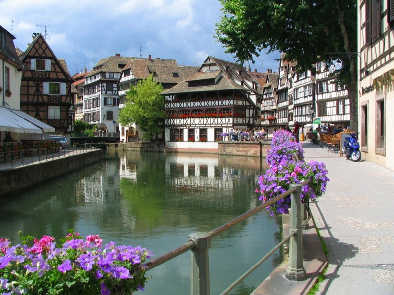 Un canal  Strasbourg