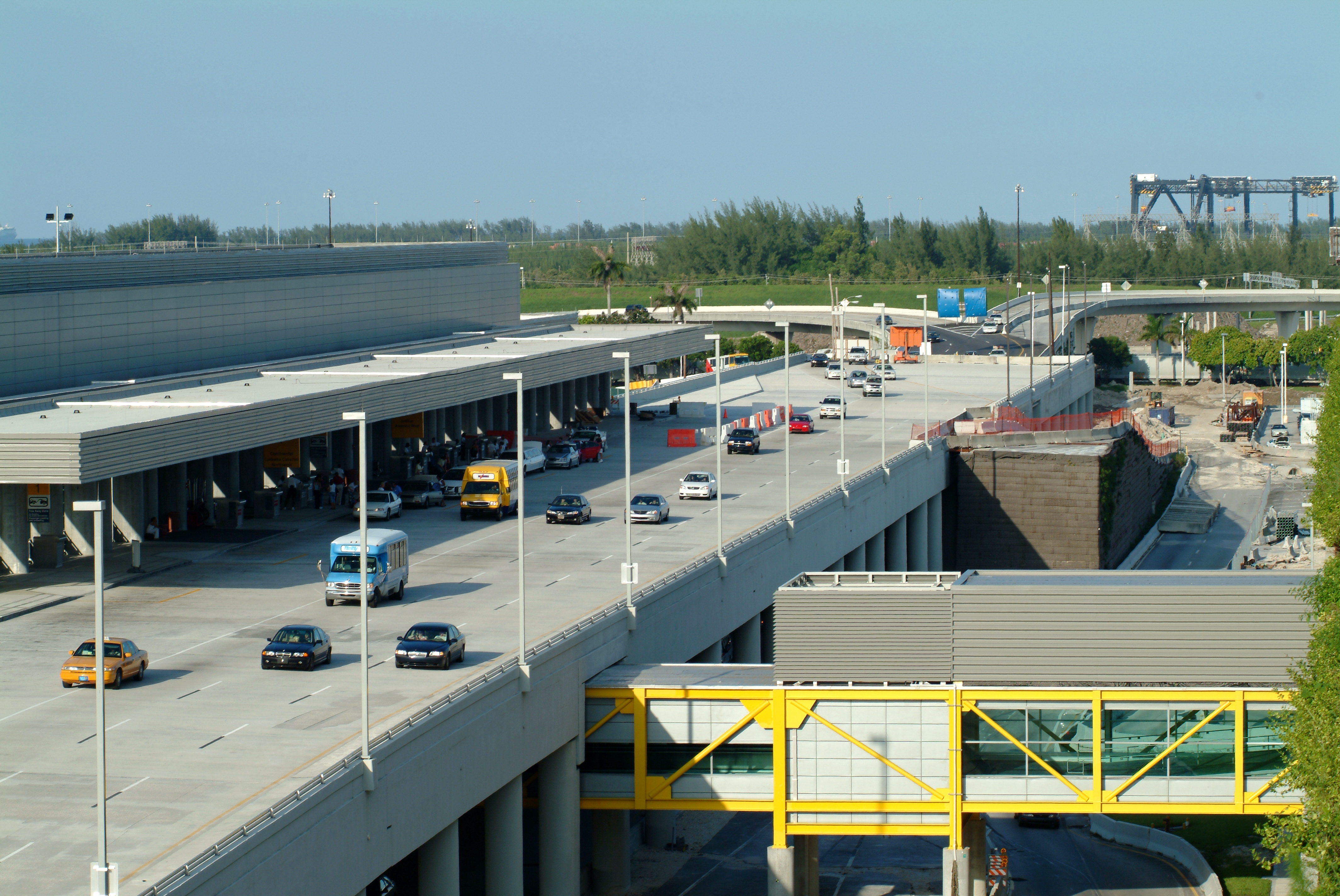 Ft. Lauderdale-Hollywood Intl Airport Terminal 1 and entrance ramp airport stock photo