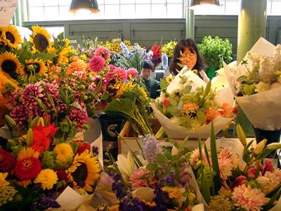 Pike Street Market flowers