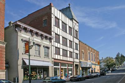 East Beverly Street