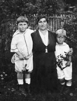 Leo,Helen,Dave_1.jpg