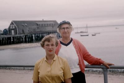 Becky,Helen-Ptwn.jpg