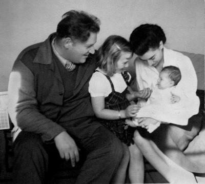 Dave,Becky,Edith,baby.jpg