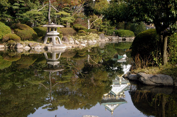 Reflection of Osaka Castle