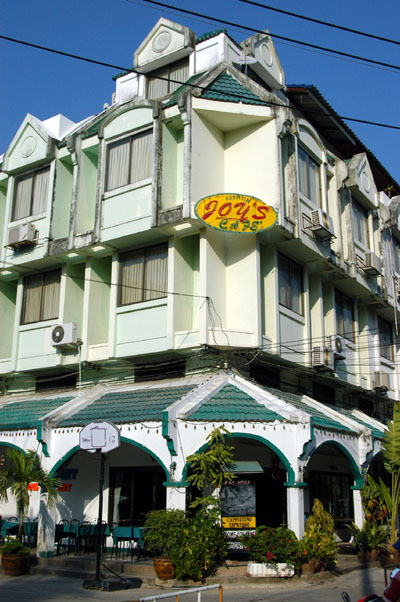 Joy's Cafe, Patong