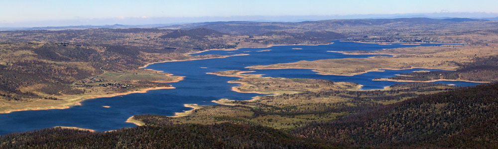 Lake Jindabyne from Kalkite Mountain