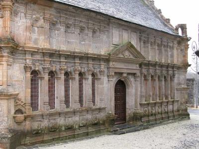 The ossuary in La Roche-Maurice