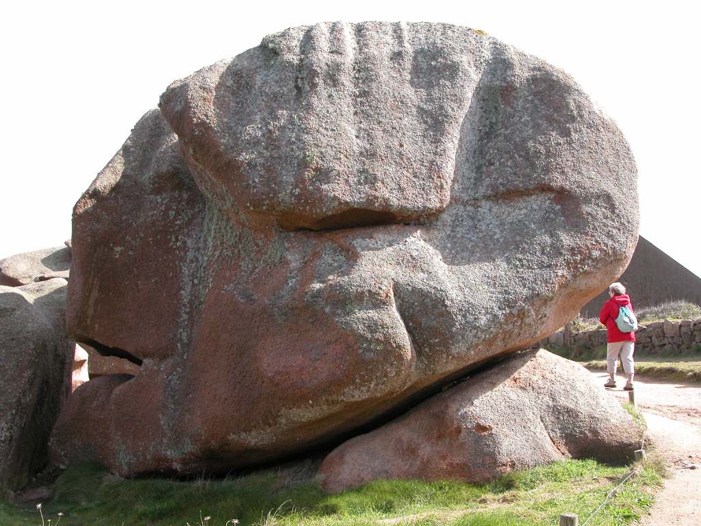 Anthropomorphic rock