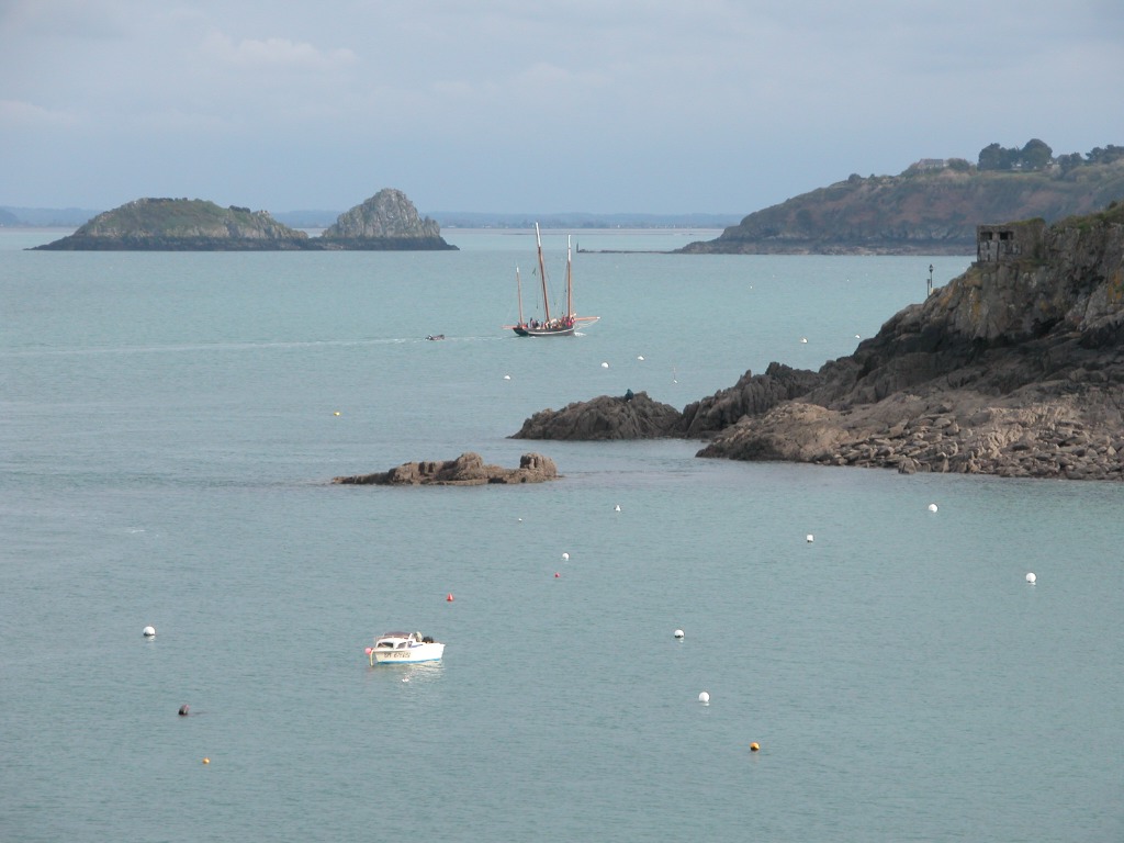 Islands and harbor