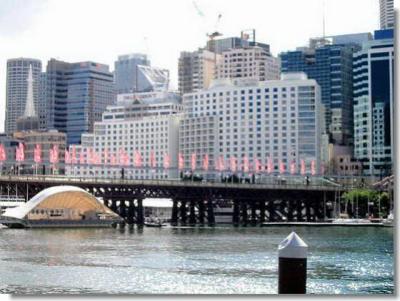 Ulitmo walkbridge to Sydney